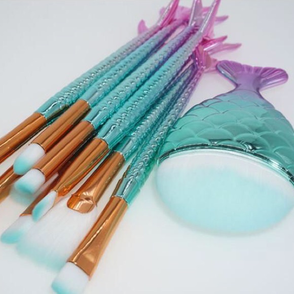 11 piece mermaid brush set - Picture 2 of 7